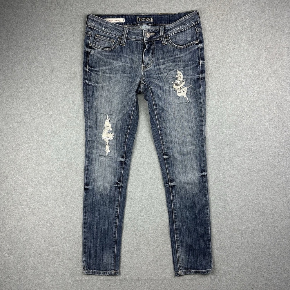 Decree Women's‎ Super Skinny Distressed Jeans Size 7